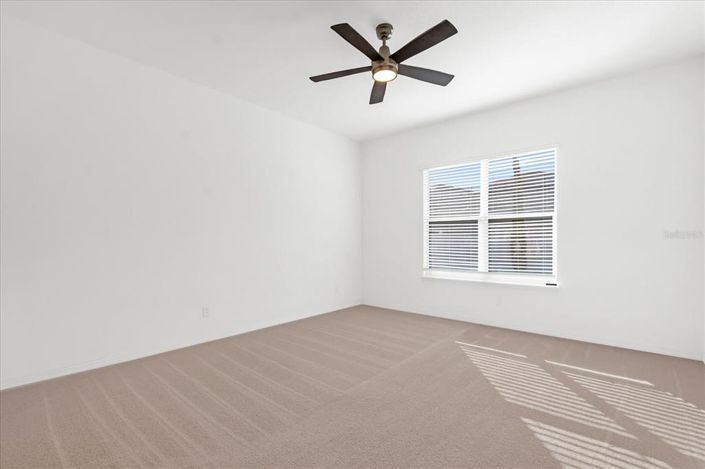 Image No.17-3 Bed House for sale