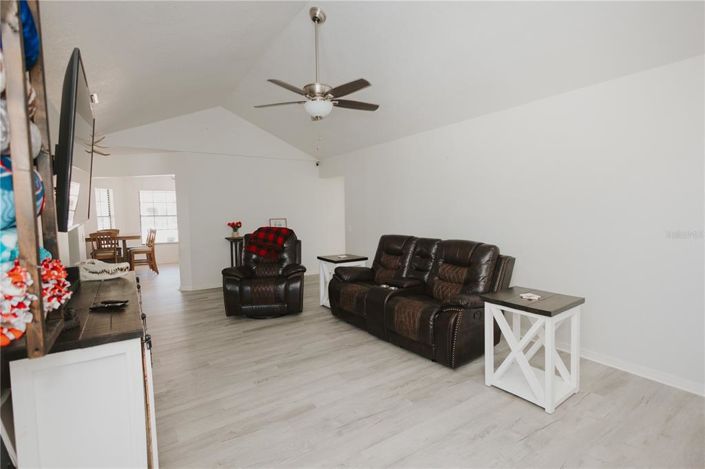 Image No.3-Maison de 3 chambres à vendre à Saint John