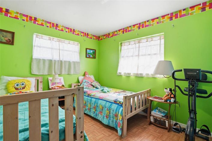 Image No.31-4 Bed House for sale