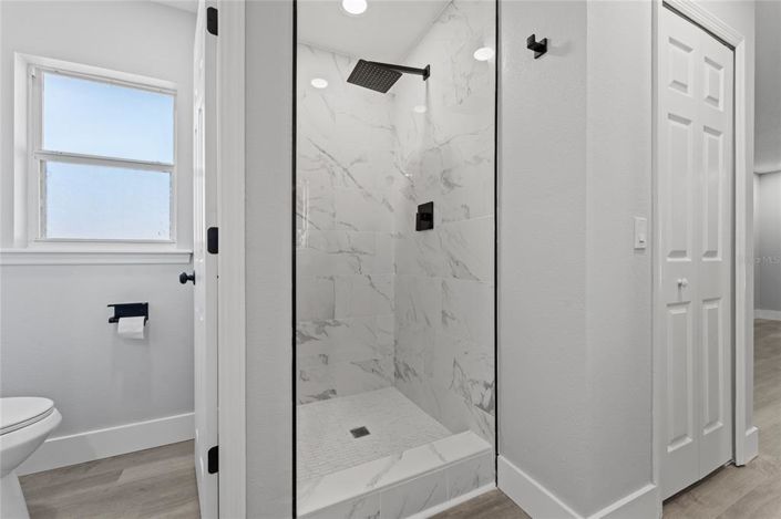 Image No.17-3 Bed House for sale