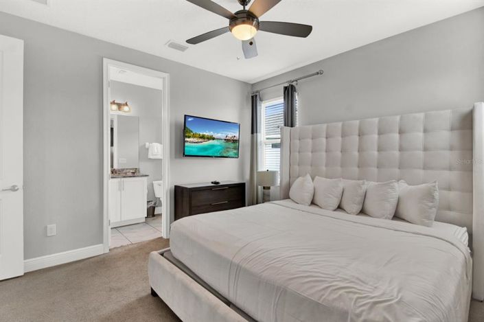 Image No.26-5 Bed House for sale