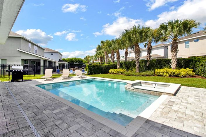 Image No.3-5 Bed House for sale