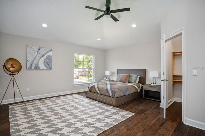 Image No.41-5 Bed House for sale