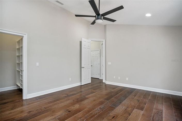 Image No.50-5 Bed House for sale