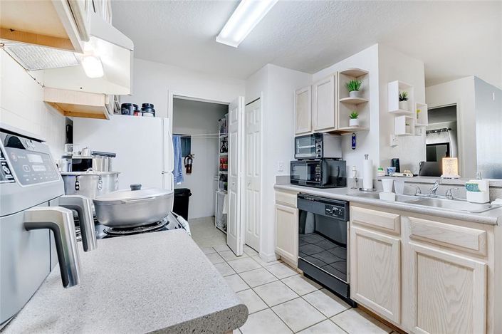 Image No.8-Appartement de 1 chambre à vendre à Saint John