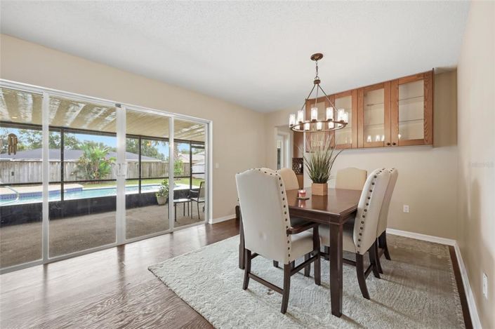 Image No.19-4 Bed House for sale