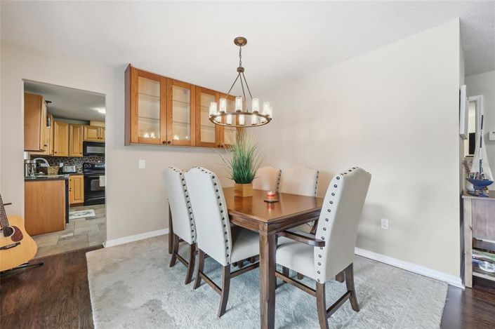 Image No.20-4 Bed House for sale