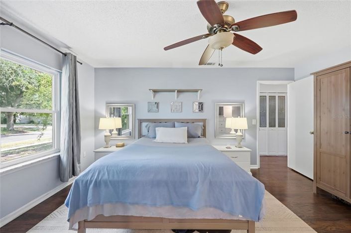 Image No.23-4 Bed House for sale