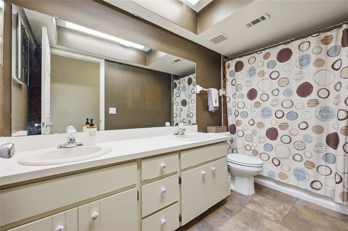 Image No.28-4 Bed House for sale