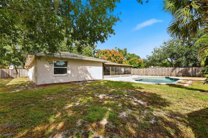 Image No.38-4 Bed House for sale