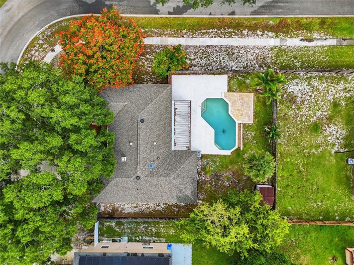 Image No.40-4 Bed House for sale