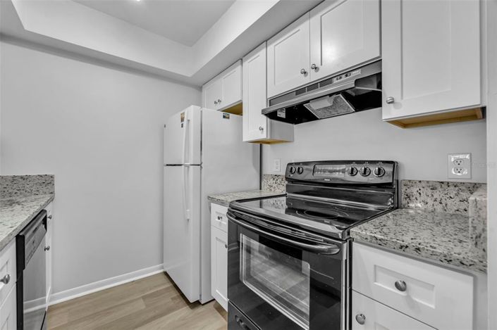 Image No.8-2 Bed Apartment for sale