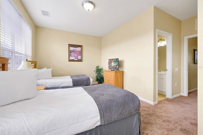 Image No.27-3 Bed Townhouse for sale