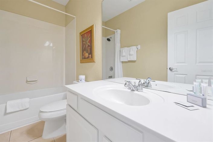 Image No.28-3 Bed Townhouse for sale