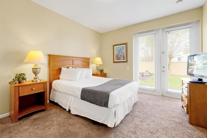 Image No.8-3 Bed Townhouse for sale