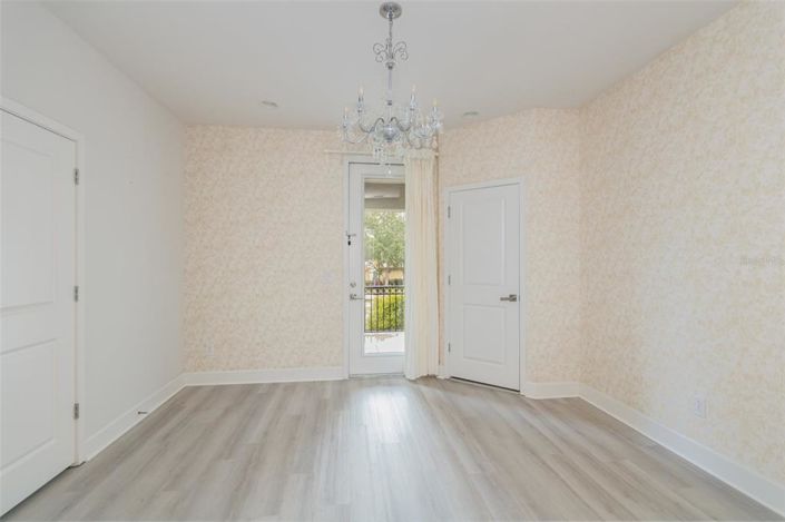 Image No.27-6 Bed House for sale