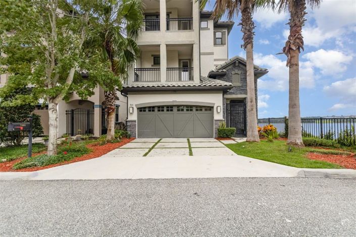 Image No.3-6 Bed House for sale