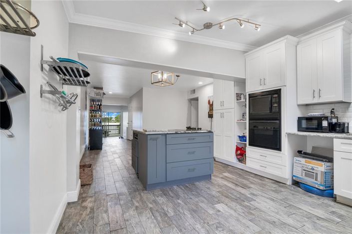 Image No.10-5 Bed House for sale