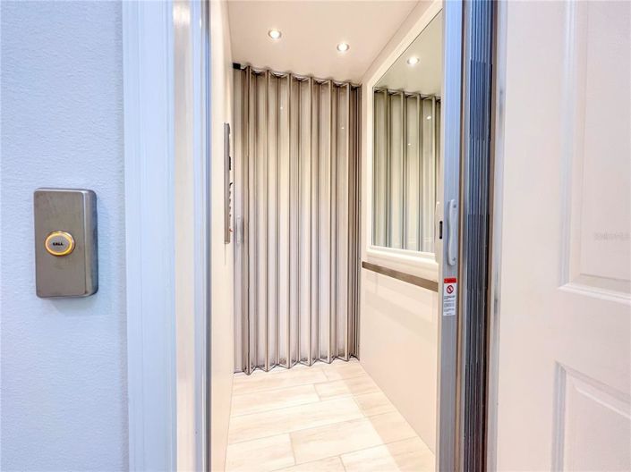 Image No.18-4 Bed House for sale