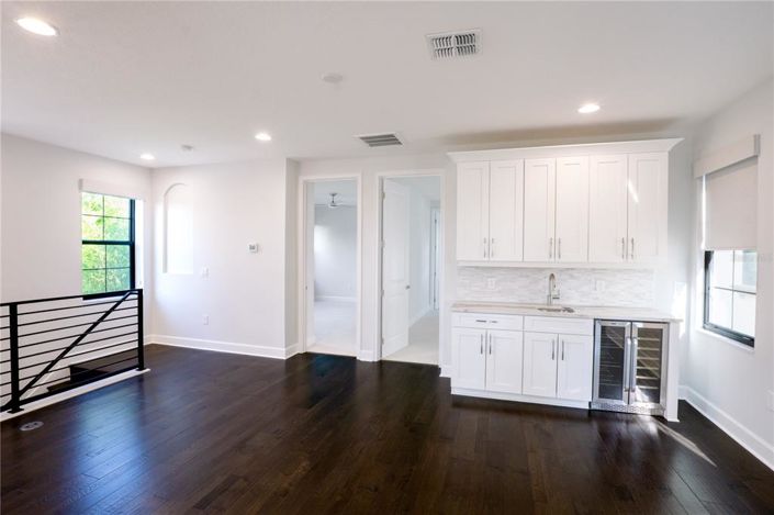 Image No.22-4 Bed House for sale