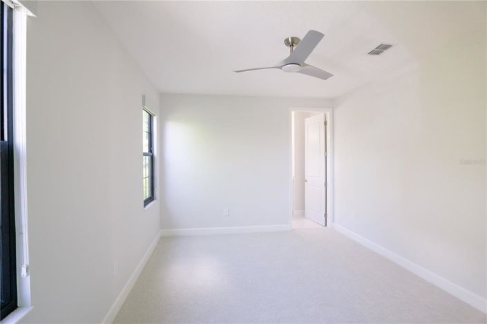 Image No.23-4 Bed House for sale