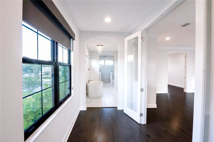 Image No.37-4 Bed House for sale