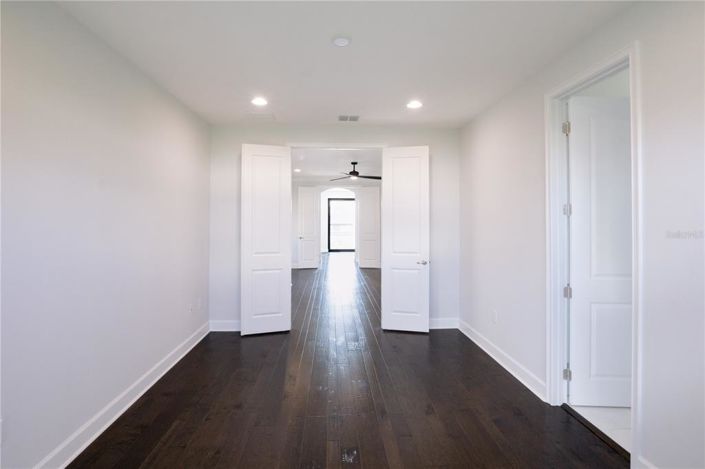 Image No.41-4 Bed House for sale