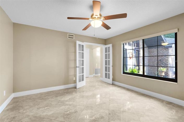 Image No.14-4 Bed House for sale