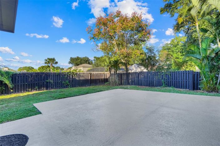 Image No.35-4 Bed House for sale