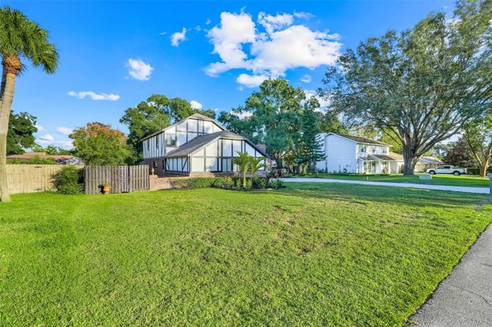 Image No.4-4 Bed House for sale