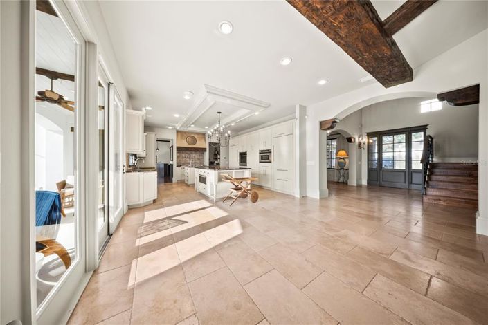 Image No.48-5 Bed House for sale