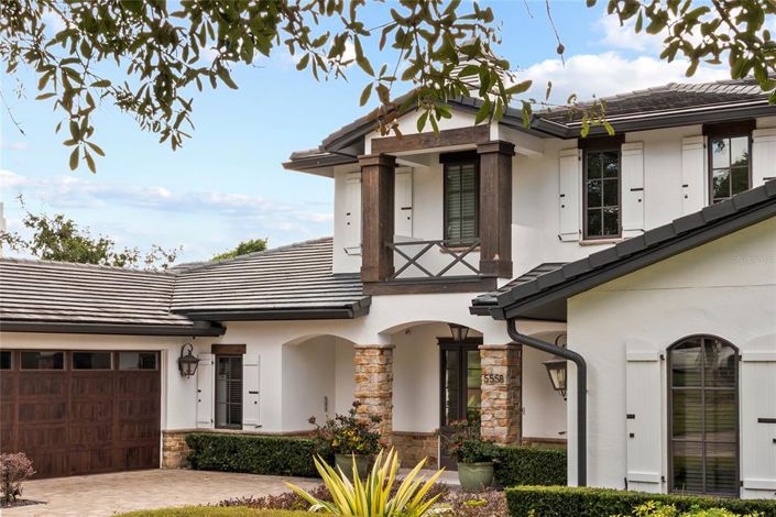 Image No.6-5 Bed House for sale