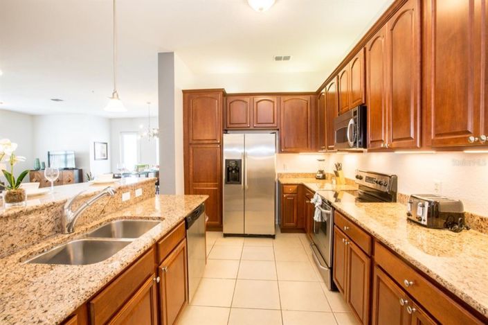 Image No.10-3 Bed Apartment for sale