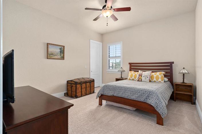 Image No.39-6 Bed House for sale