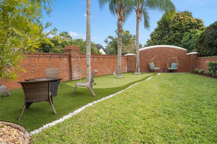 Image No.51-6 Bed House for sale