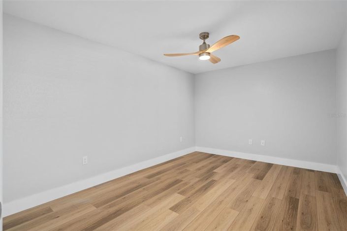 Image No.20-2 Bed Apartment for sale