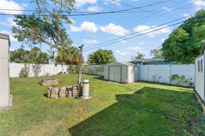 Image No.27-3 Bed House for sale