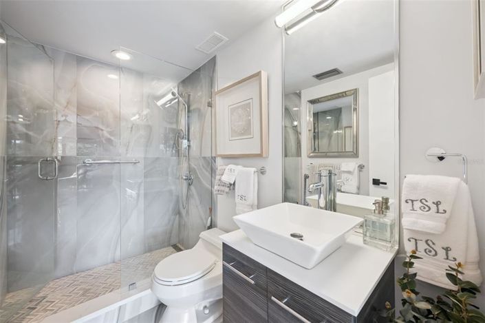 Image No.28-3 Bed Apartment for sale