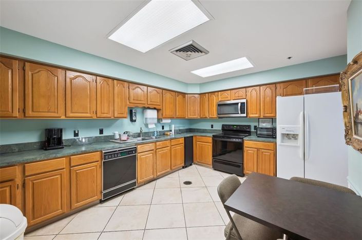 Image No.47-3 Bed Apartment for sale