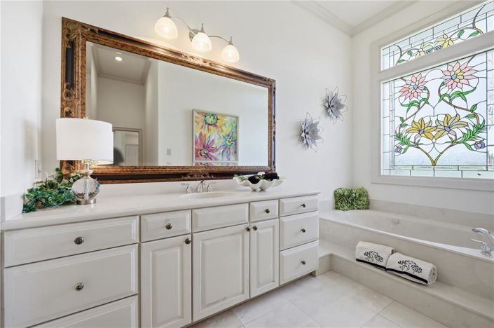 Image No.43-4 Bed House for sale