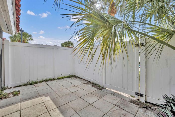 Image No.25-2 Bed Apartment for sale