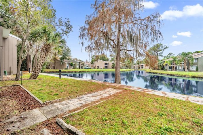 Image No.24-2 Bed Apartment for sale