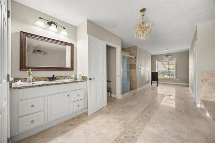 Image No.7-Maison de 4 chambres à vendre à Saint John