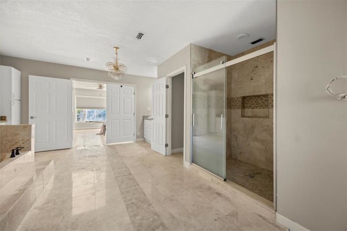 Image No.9-Maison de 4 chambres à vendre à Saint John