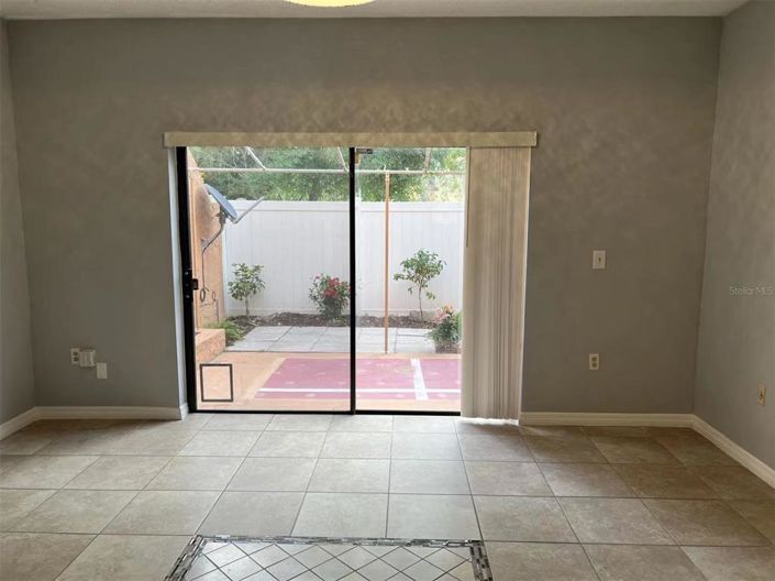 Image No.6-Appartement de 2 chambres à vendre à Saint John