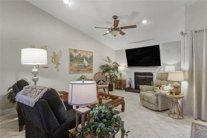 Image No.5-Maison de 4 chambres à vendre à Saint John