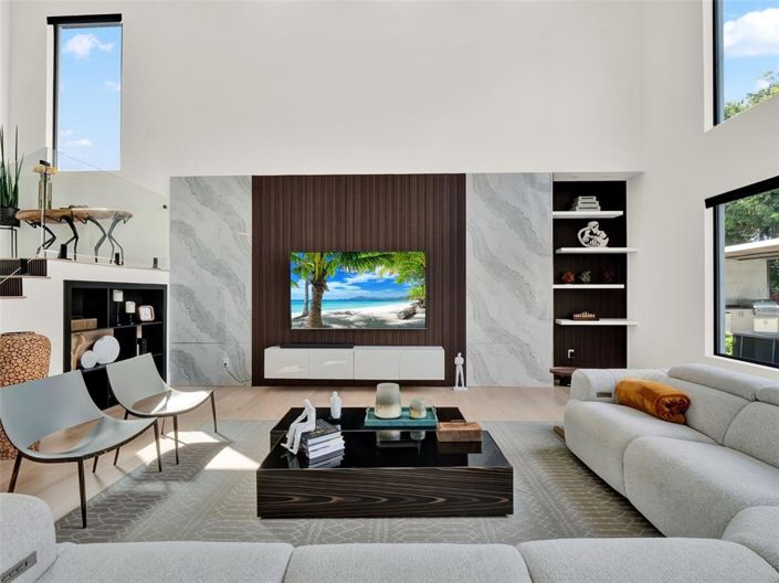 Image No.14-5 Bed House for sale