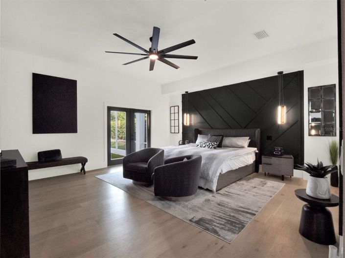 Image No.19-5 Bed House for sale