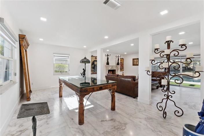 Image No.14-4 Bed House for sale