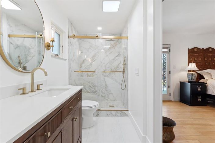 Image No.24-4 Bed House for sale